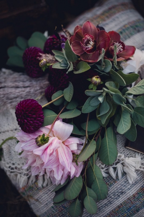 bohemian bouquet with wheat grass and dahlias