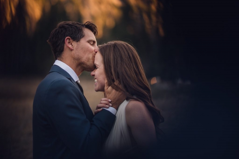 this adventurous couple eloped in Yosemite National park