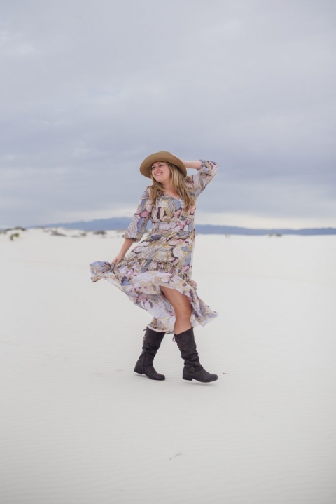 white sands national park is a great place for an adventurous elopement