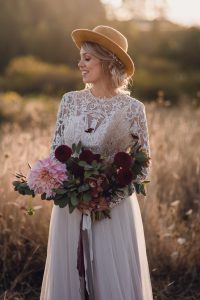 white lace long sleeve wedding dress, spring elopement, olympic national park, adventure photographer, adventure photography, elopements, elopement photography, elopement photographer