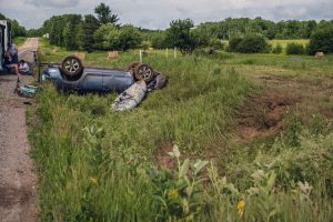 toyota rav4 wreck in ditch