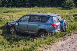 toyota rav4 wreck in ditch