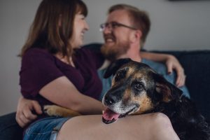couple's lifestyle snuggle session, lifestyle photo session, in-home photo session, couples, couples lifestyle photo session, love, couples lifestyle photographer