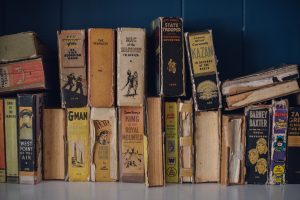 vintage books, antique books, storytelling, couples lifestyle photo session, in-home photo session