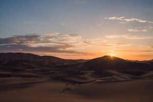 Sahara Desert, sand dunes, Morocco, sunrise, adventure photography and elopements
